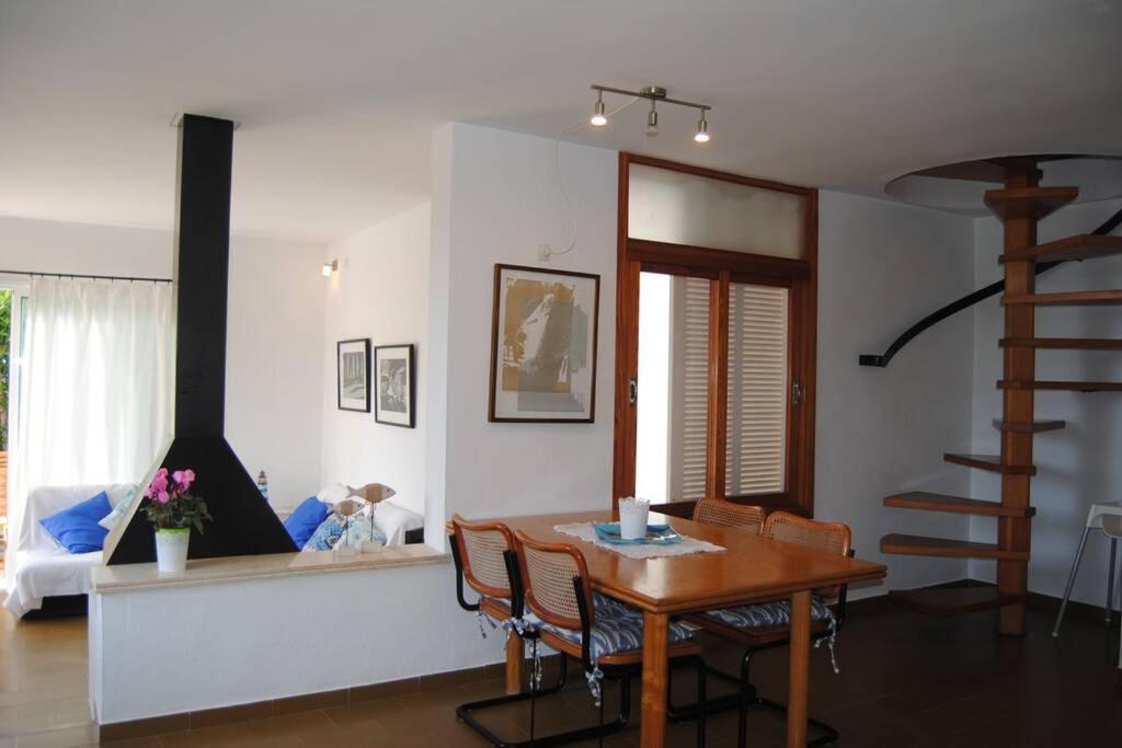 Cala de Sant Vicenc La Mirandaヴィラ エクステリア 写真